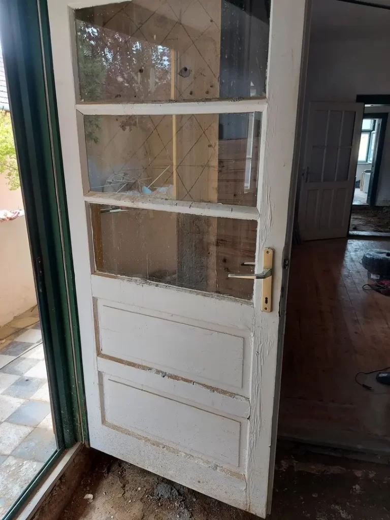 Fa ajtólap szigetelés. Eredti állapot