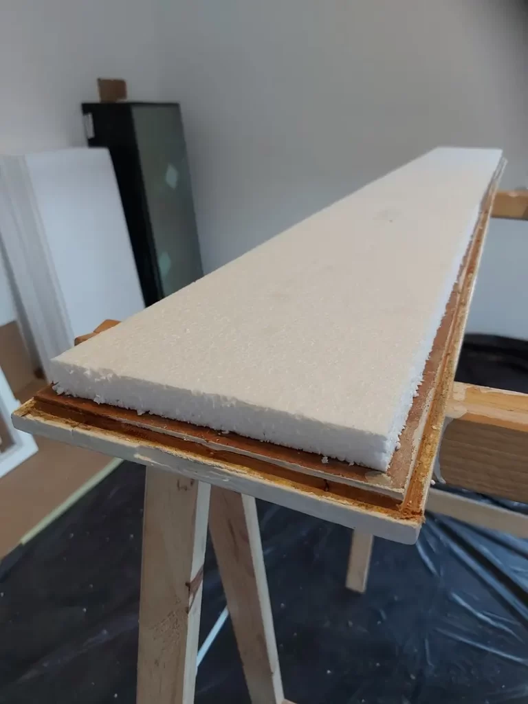 Redőnytok szigetelés, hézagtömítés - huzat ellen - helye kimarva